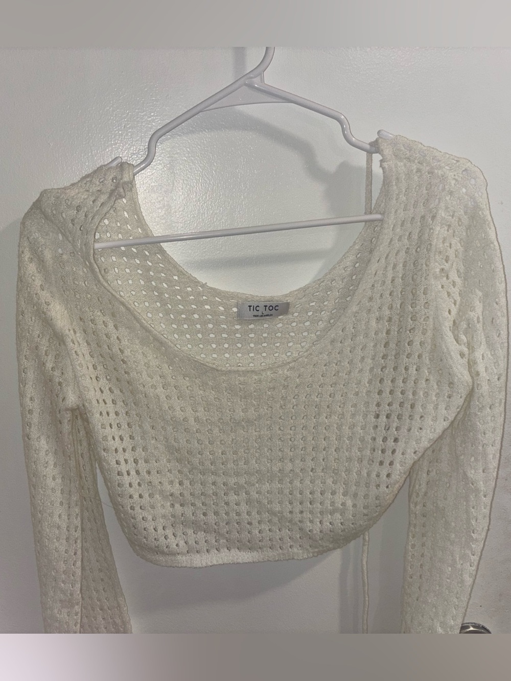 Pitaya Off-Shoulder Crochet Knit Crop Sweater in Cream